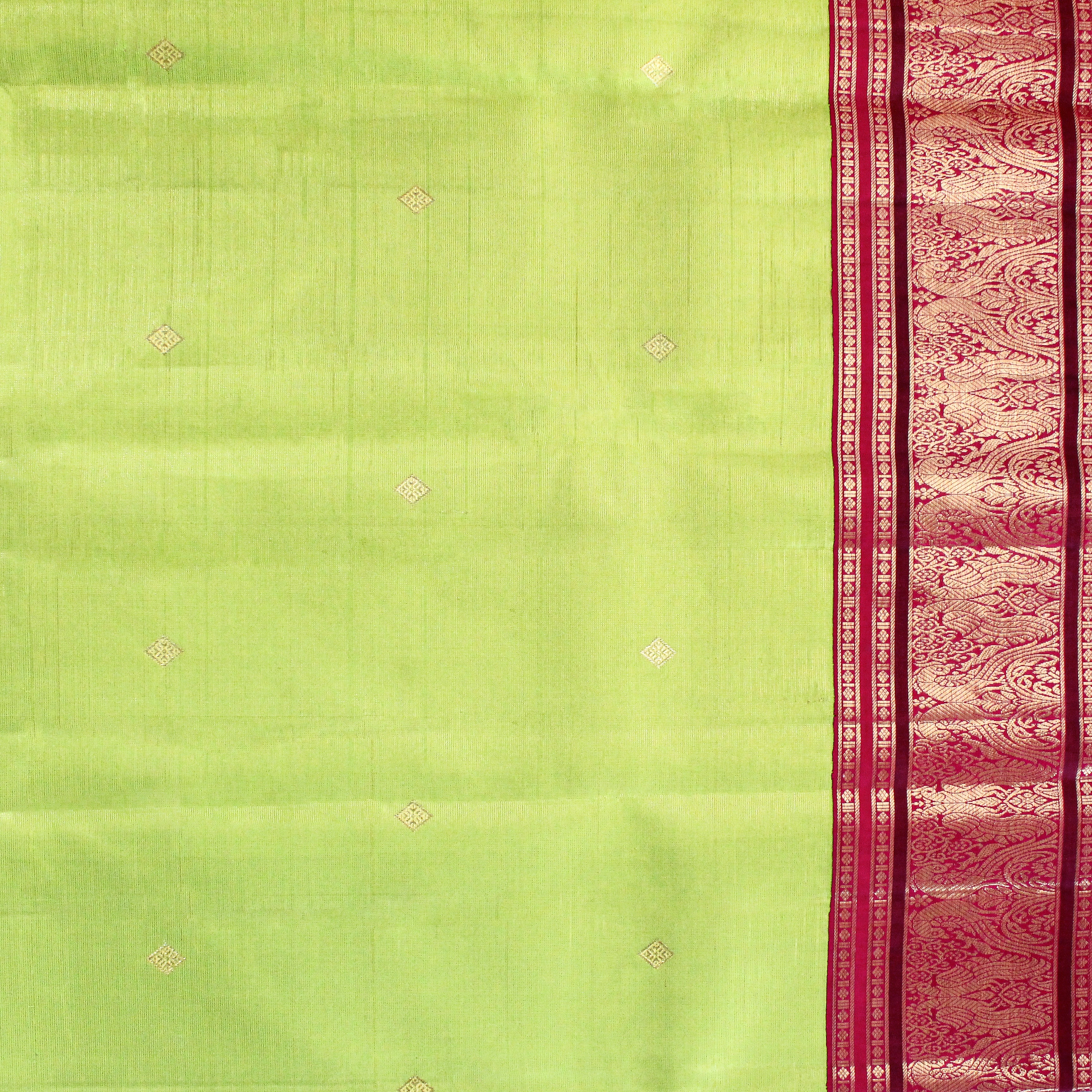 The Kodhai Centrepiece - Green
