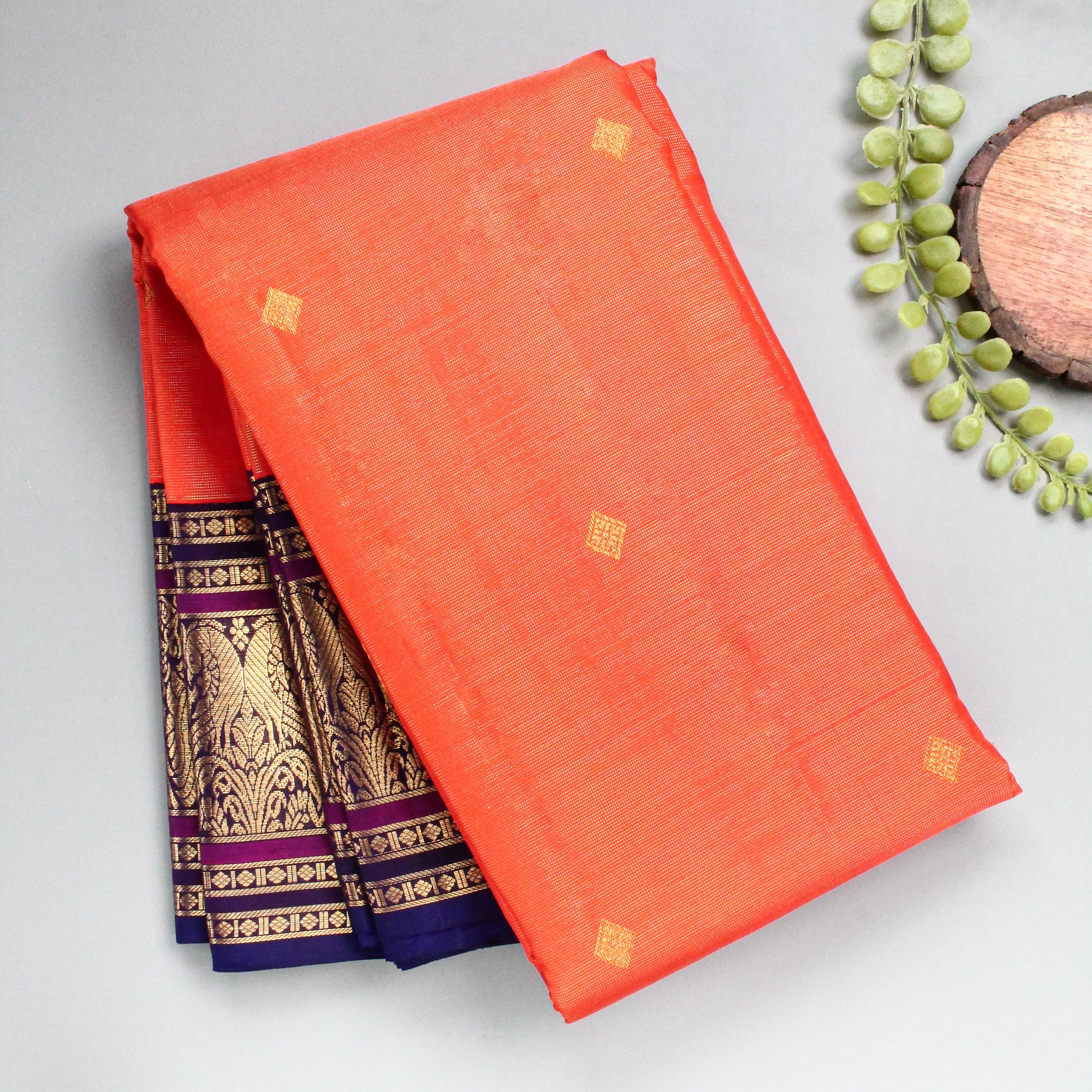 The Kodhai Centrepiece - Orange